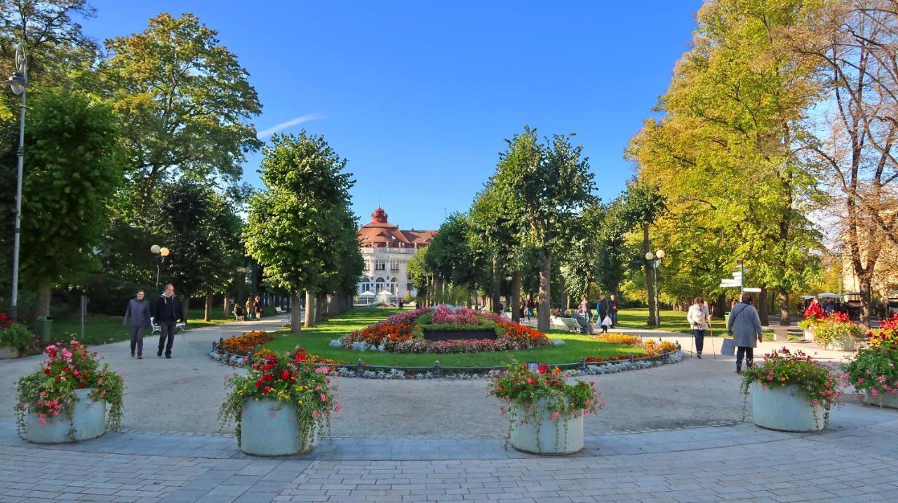 Apartman Nostalgia Карлові Вари Екстер'єр фото
